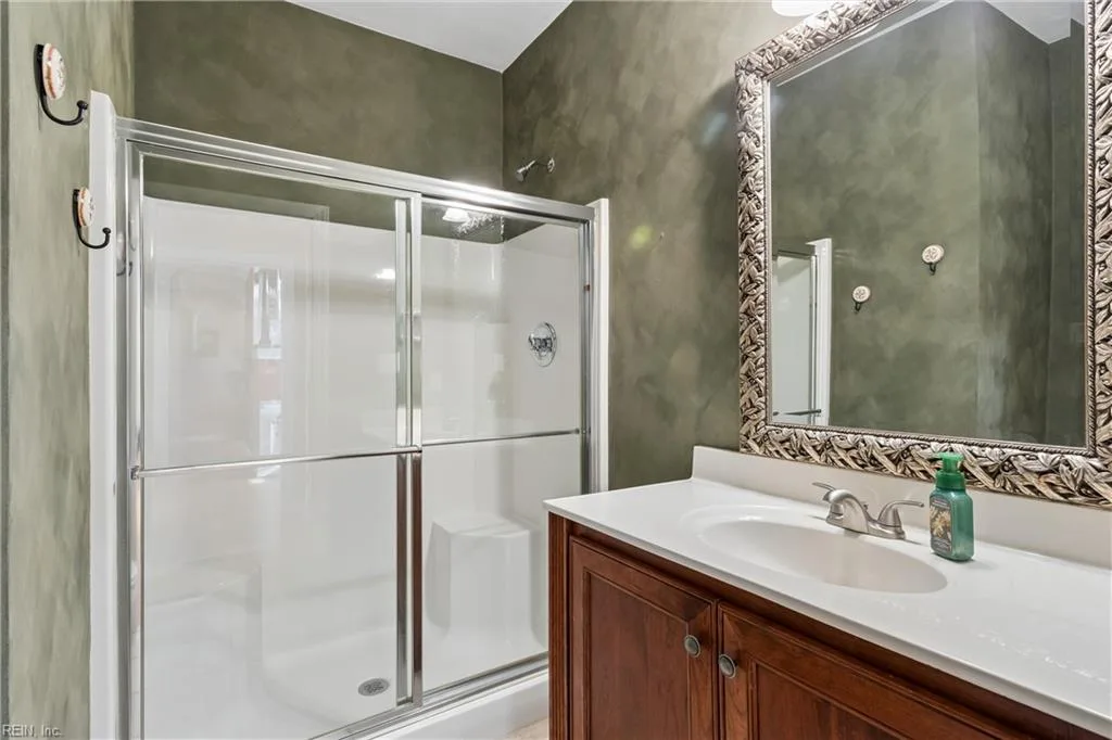 20580 Seahawk LNDG, SMITHFIELD VA 23430 thumb 9