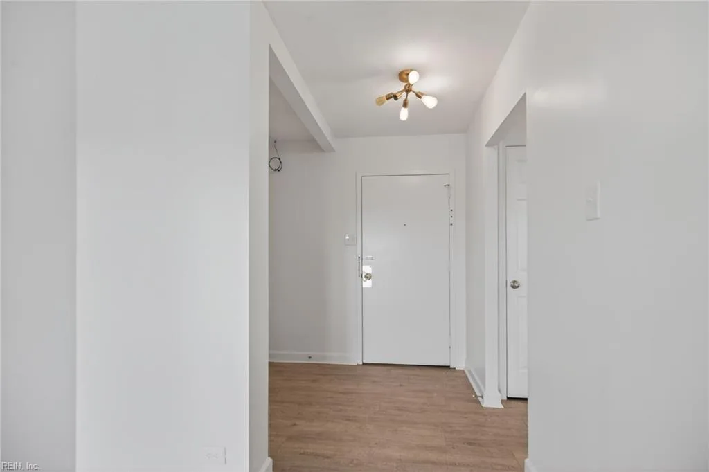7320 Glenroie AVE #9A, NORFOLK VA 23505 thumb 8