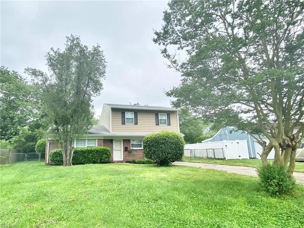 4929 Whitman LN, VIRGINIA BEACH VA 23455 - Main photo
