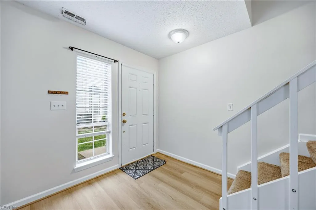 343 Ferdinand CIR, VIRGINIABEACH VA 23462 thumb 11