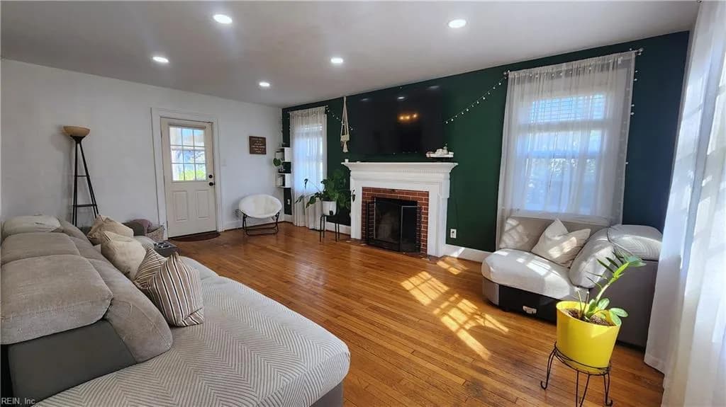 300 Russell ST, PORTSMOUTH VA 23707 thumb 8