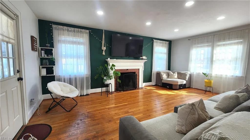 300 Russell ST, PORTSMOUTH VA 23707 thumb 9