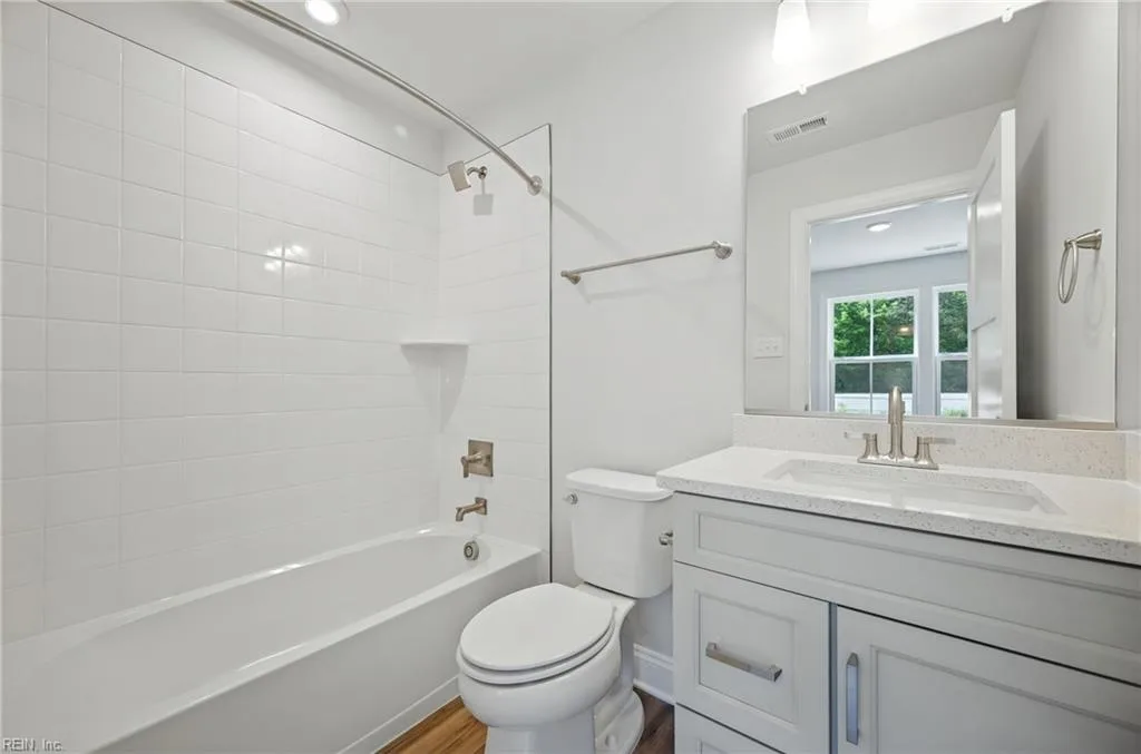 109 Bracewell LN, YORKTOWN VA 23692 thumb 11