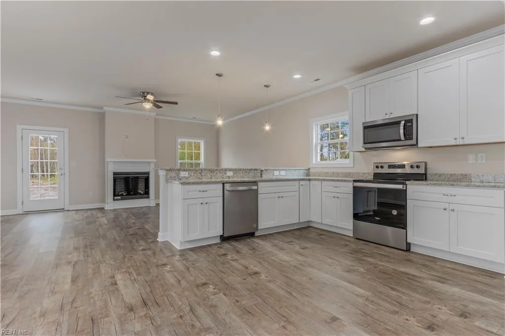 6309 Freeman AVE, SUFFOLK VA 23435 thumb 6