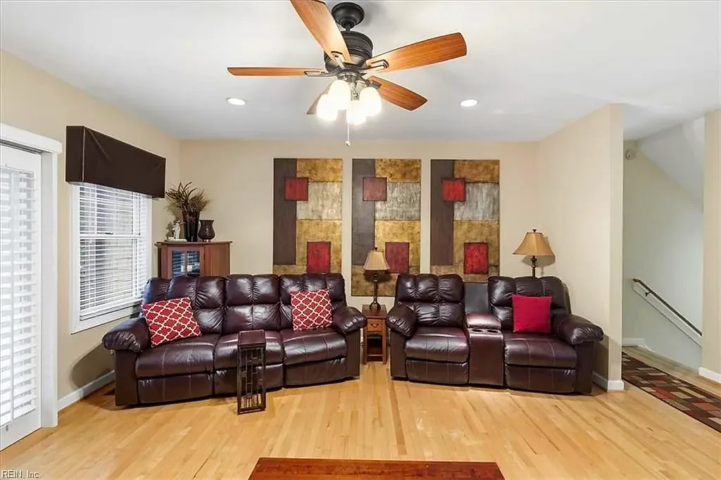 4620 Lake DR, VIRGINIABEACH VA 23455 thumb 11