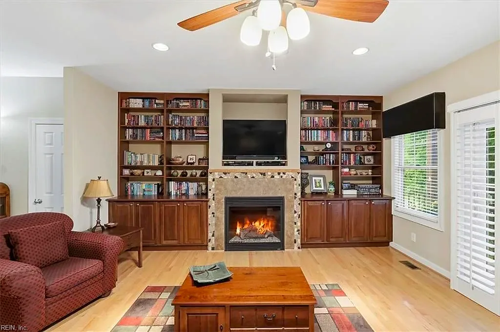 4620 Lake DR, VIRGINIABEACH VA 23455 thumb 12
