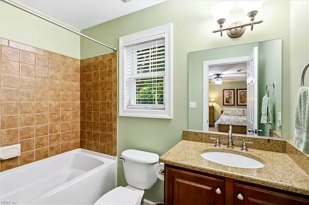 4620 Lake DR, VIRGINIABEACH VA 23455 thumb 9