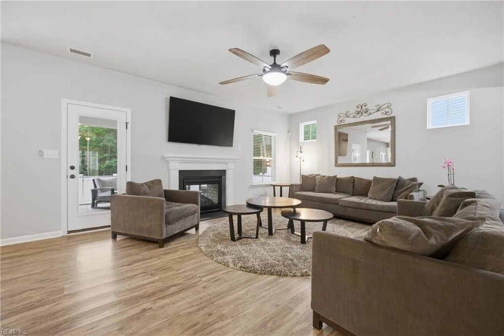 131 Blessing CIR, SUFFOLK VA 23434 thumb 9