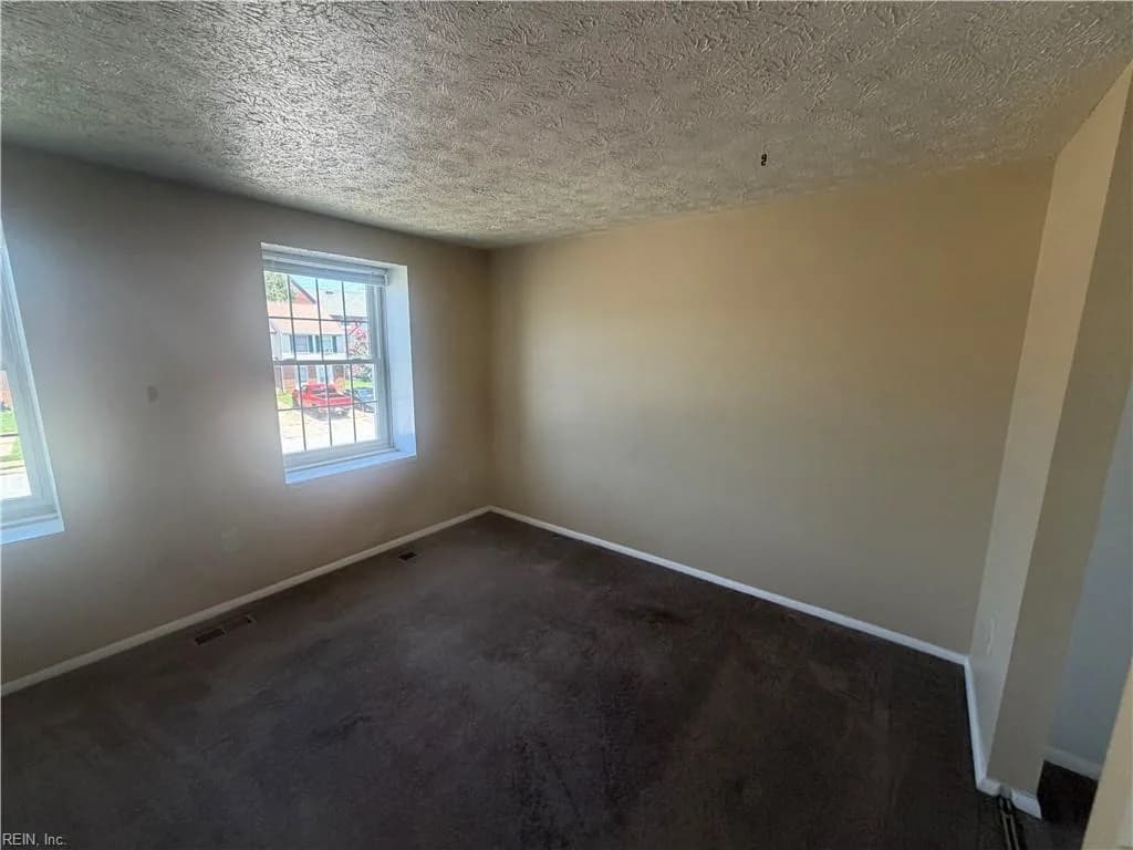 10 Christine CT, HAMPTON VA 23666 thumb 12