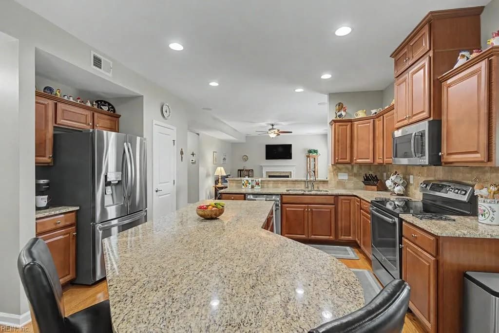 204 Christopher LN, WILLIAMSBURG VA 23185 thumb 11