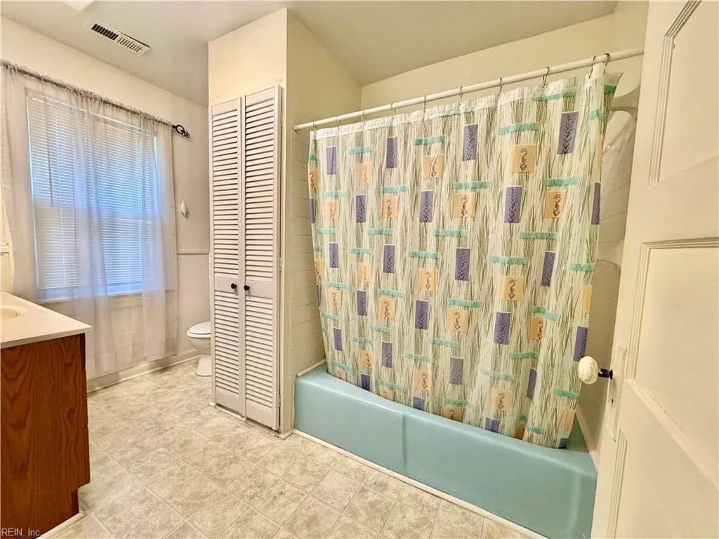 325 63rd ST, NEWPORTNEWS VA 23607 thumb 6