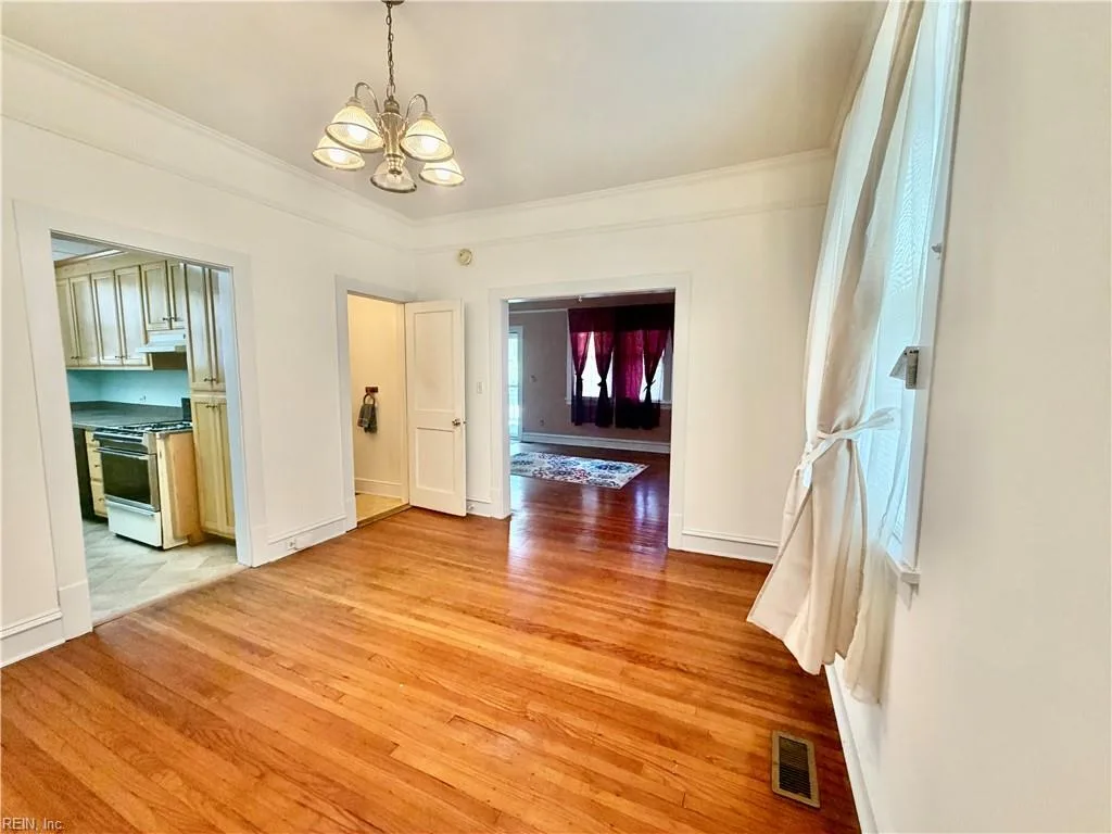 325 63rd ST, NEWPORTNEWS VA 23607 thumb 8