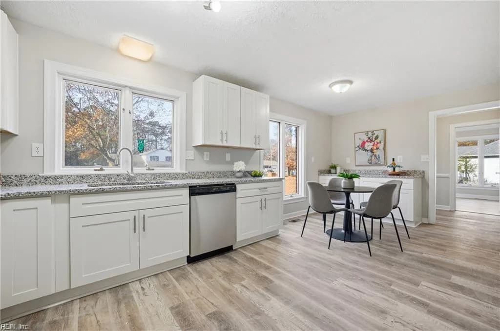 9 Rhodelia LN, POQUOSON VA 23662 thumb 12
