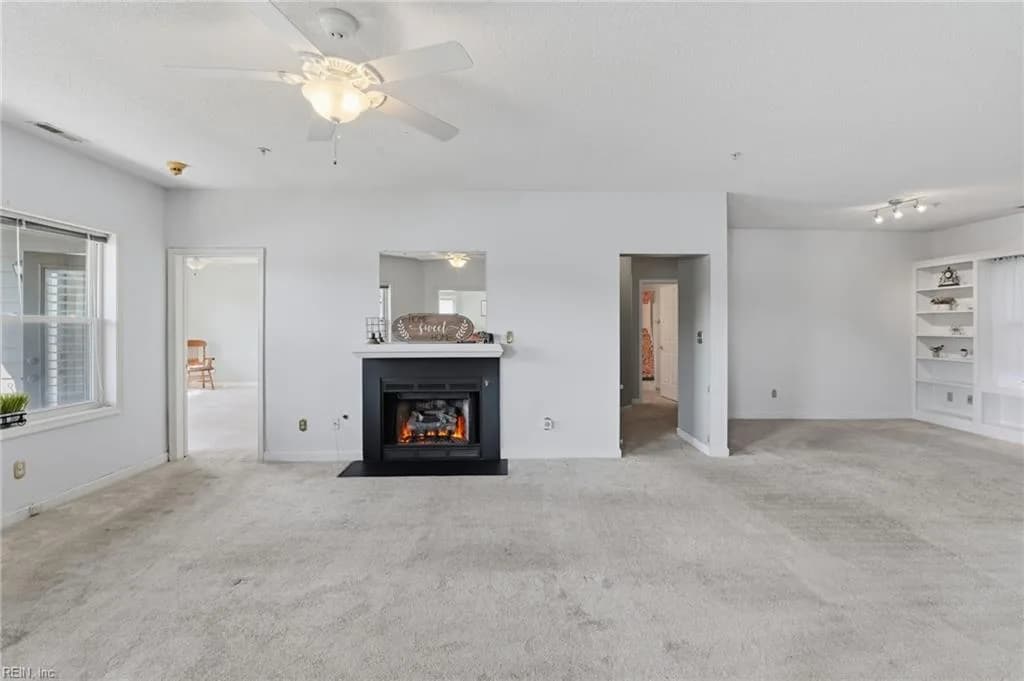1024 Porte Harbour ARCH #202, HAMPTON VA 23664 thumb 11