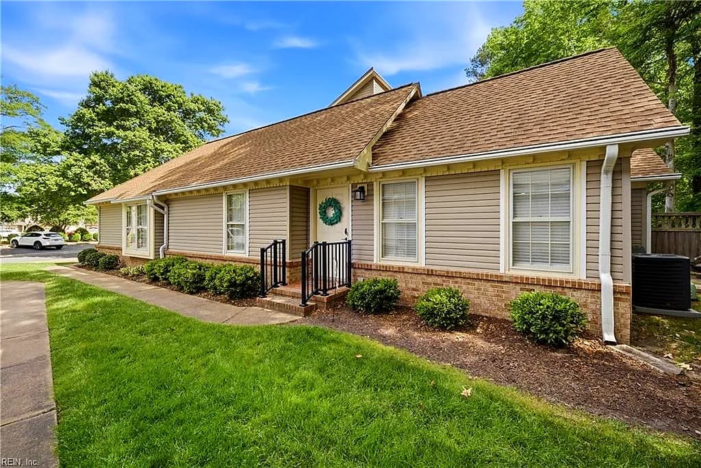 1307 Eagles Trace PATH #C, CHESAPEAKE VA 23320 - Main photo