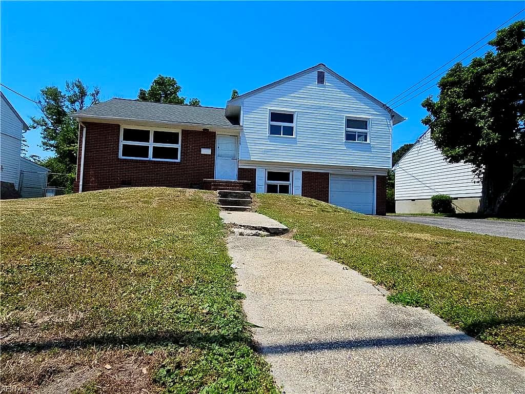 119 Yorkshire TER, HAMPTON VA 23666 - Main photo