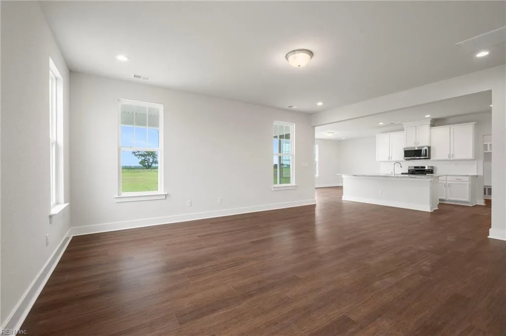 MM Taft (Engle B-1) RD, CHESAPEAKE VA 23322 thumb 9