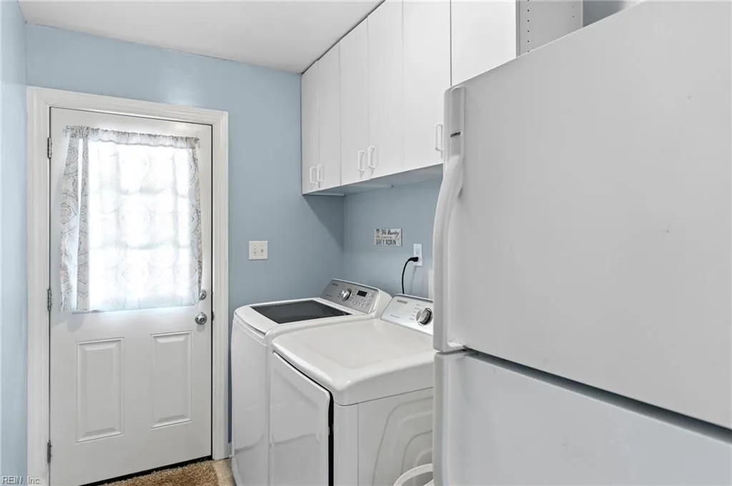 6571 Lake View DR, GLOUCESTER VA 23061 thumb 9