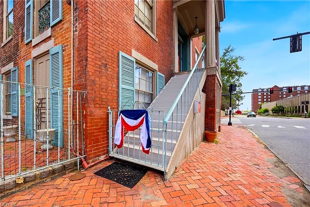 422 Crawford ST, PORTSMOUTH VA 23704 - Photo 5