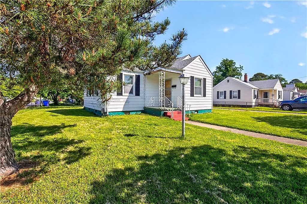 9305 Hickory ST, NORFOLK VA 23503 - Main photo