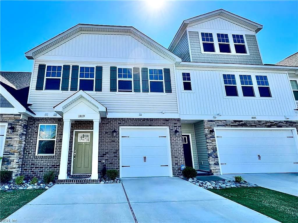 1819 Honey Milk RD, CHESAPEAKE VA 23323 - Photo 2