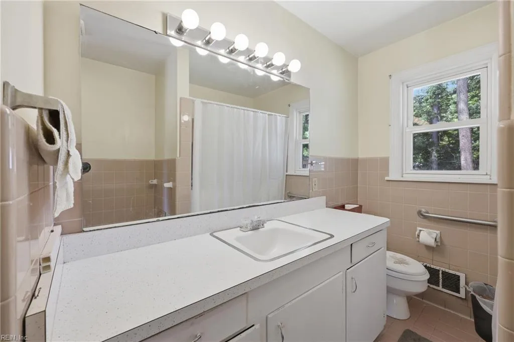 3514 Lilac DR, PORTSMOUTH VA 23703 thumb 9