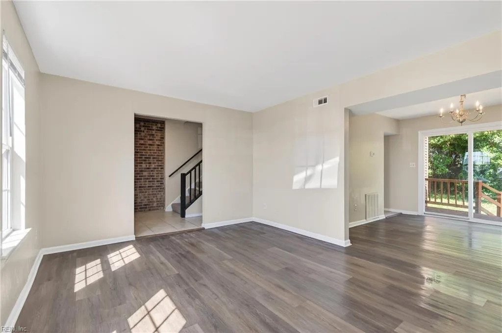 331 47th ST, NEWPORTNEWS VA 23607 thumb 8