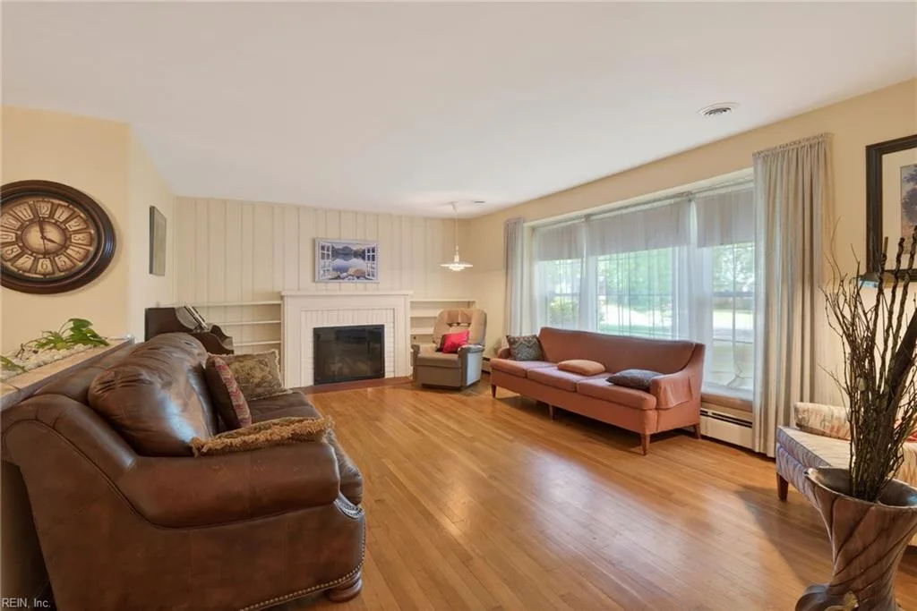 317 Central PW, NEWPORTNEWS VA 23606 thumb 6