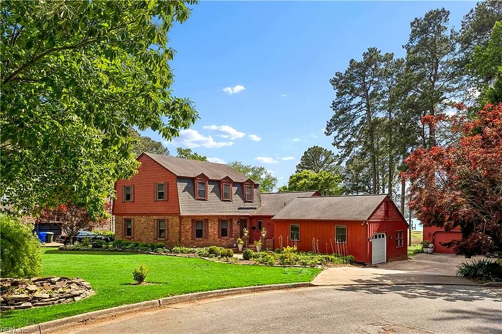 635 HAYSTACK LANDING RD, NEWPORT NEWS VA 23602 - Main photo