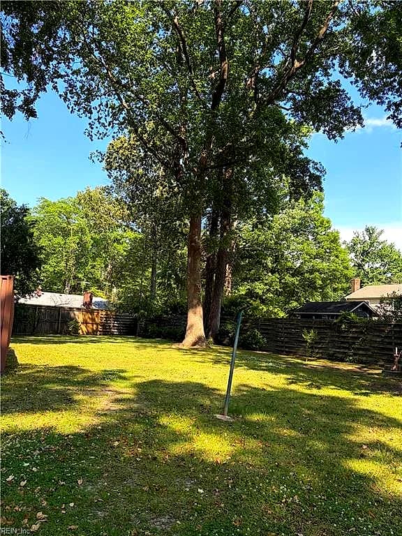 1506 Winter RD, VIRGINIA BEACH VA 23455 - Photo 4