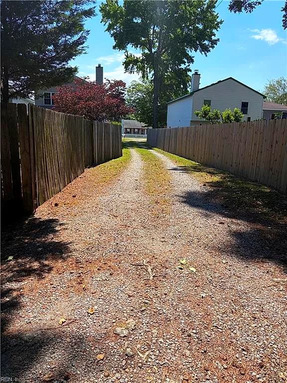 1506 Winter RD, VIRGINIA BEACH VA 23455 - Photo 5