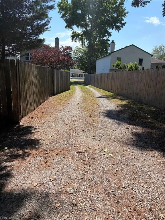 1506 Winter RD, VIRGINIABEACH VA 23455 - Photo 5