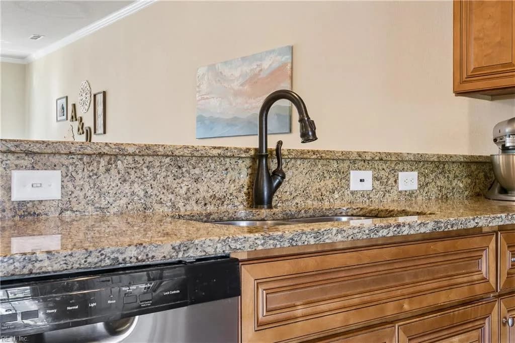7598 Villa CT, GLOUCESTERPOINT VA 23062 thumb 11