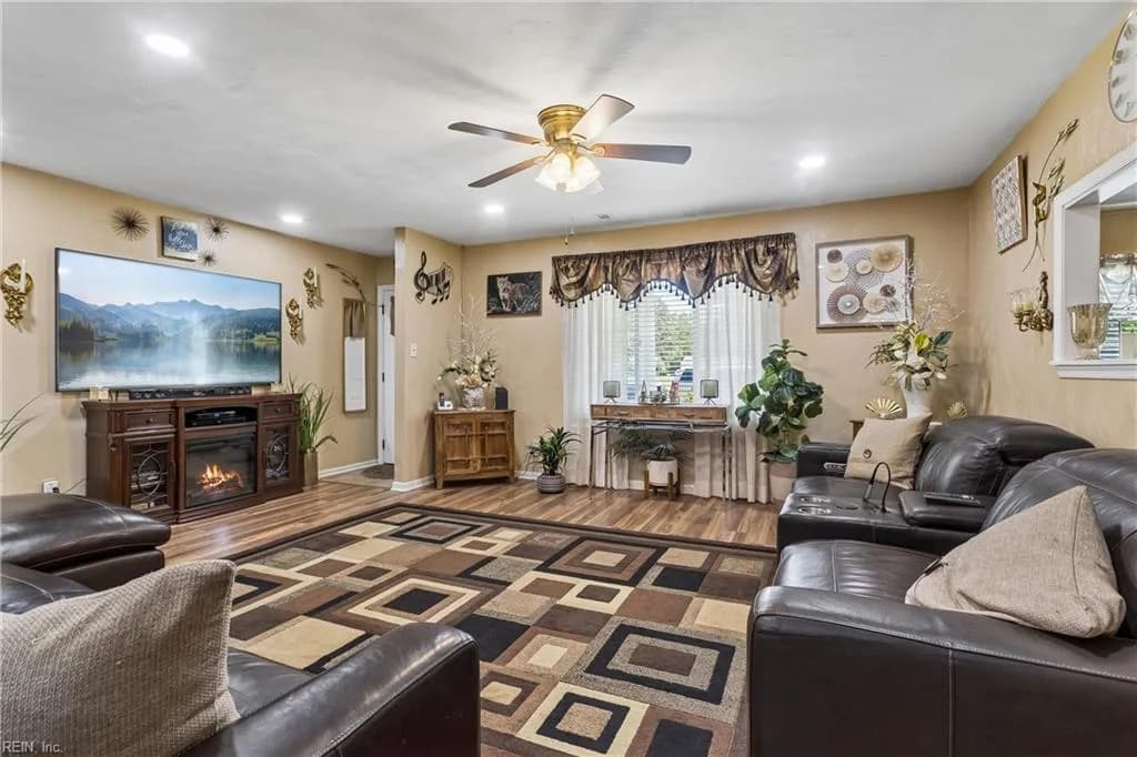 25 Old Church CIR, PORTSMOUTH VA 23703 thumb 6
