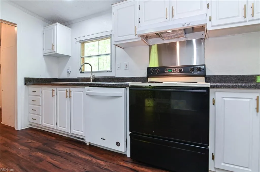9170 Southwestern BLVD, SUFFOLK VA 23437 thumb 12