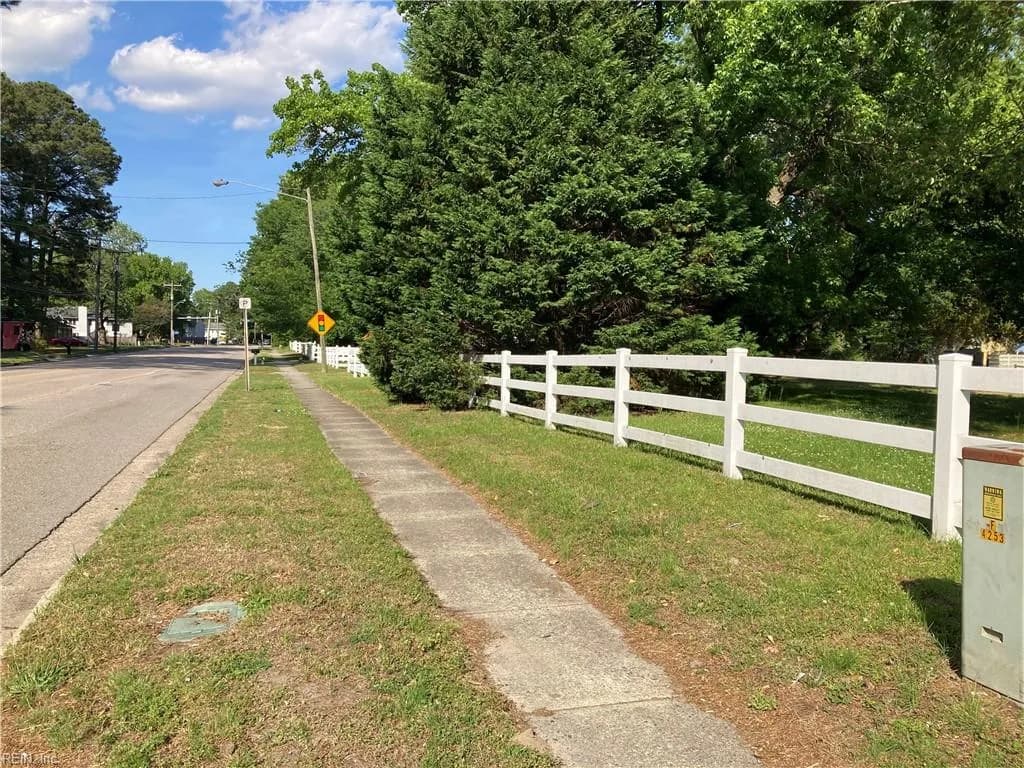 4261 Taylor RD, CHESAPEAKE VA 23321 thumb 6