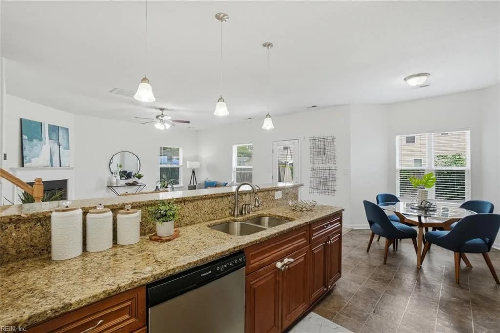 4126 Everett ST, CHESAPEAKE VA 23324 thumb 9