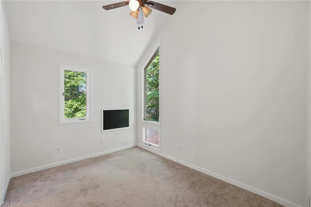 7740 Waters Edge LN, GLOUCESTER POINT VA 23062 thumb 12