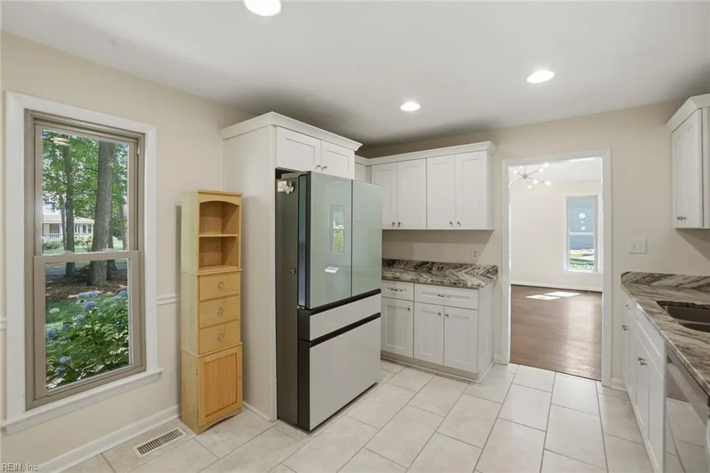 7740 Waters Edge LN, GLOUCESTER POINT VA 23062 thumb 10