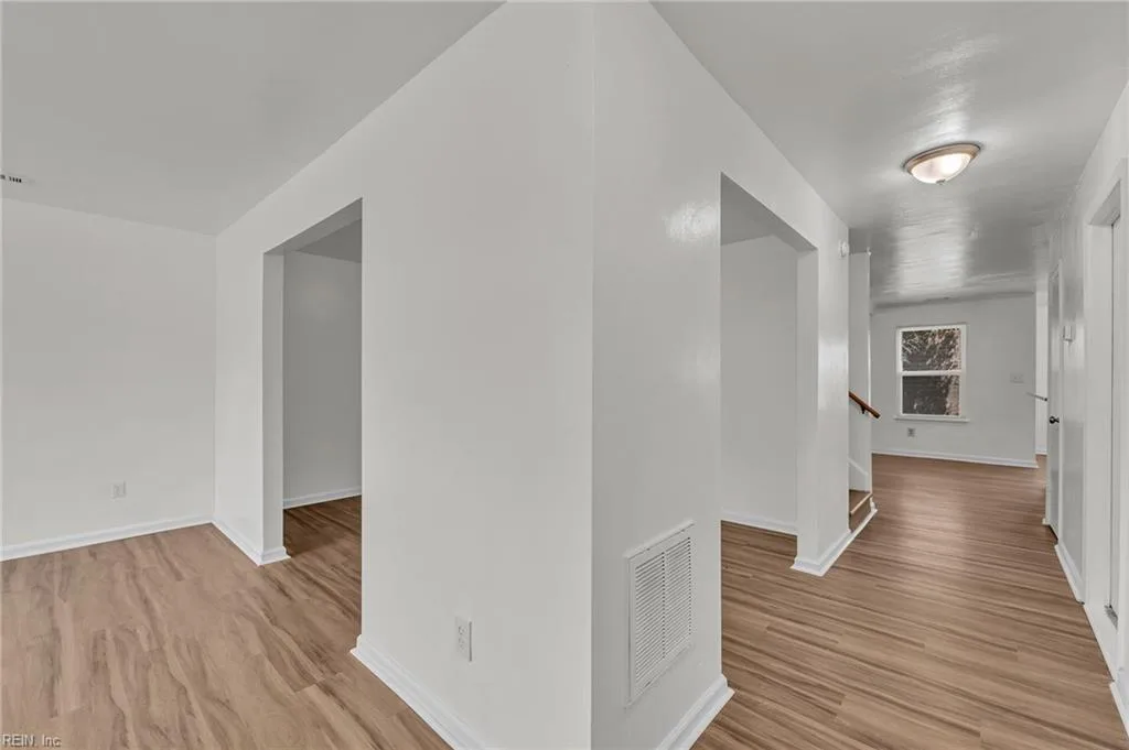 370 Pear Ridge CIR, NEWPORTNEWS VA 23602 thumb 7
