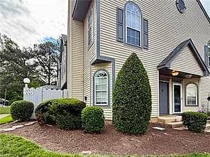 5249 Bardith CIR, VIRGINIA BEACH VA 23455 - Photo 2
