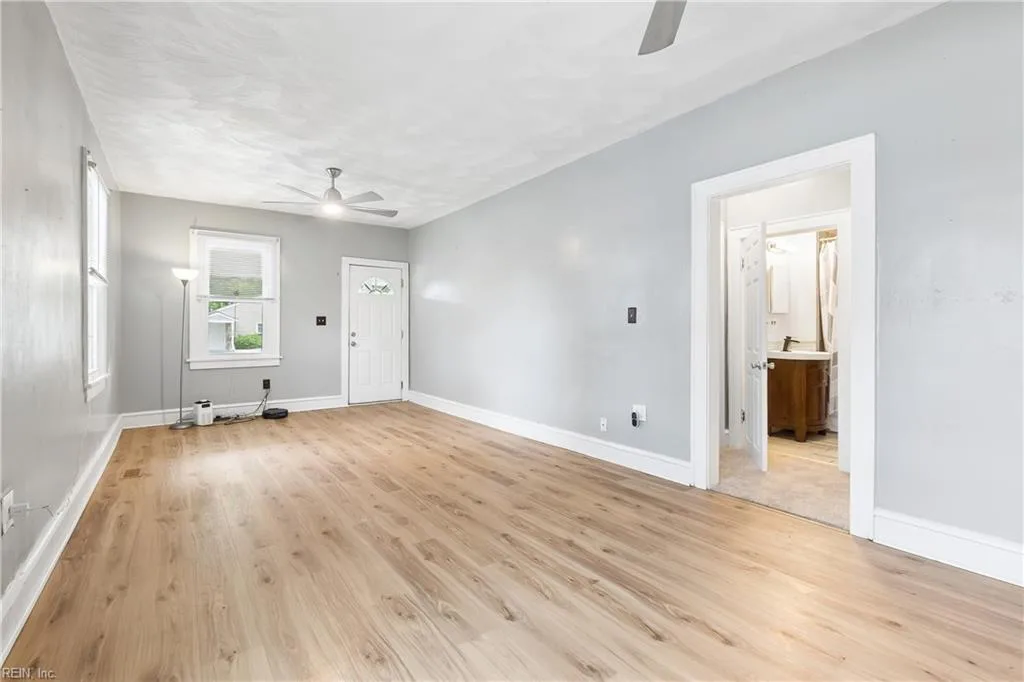 131 South AVE, NEWPORTNEWS VA 23601 thumb 8
