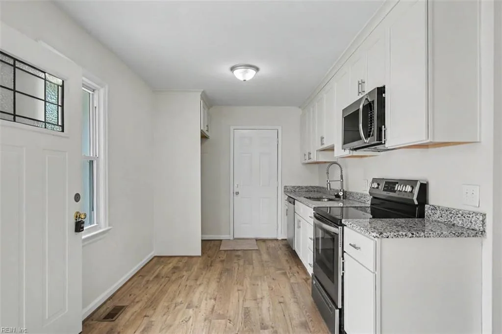 615 Bell ST, HAMPTON VA 23661 thumb 12
