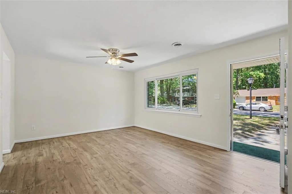 47 Azalea DR, HAMPTON VA 23669 thumb 11