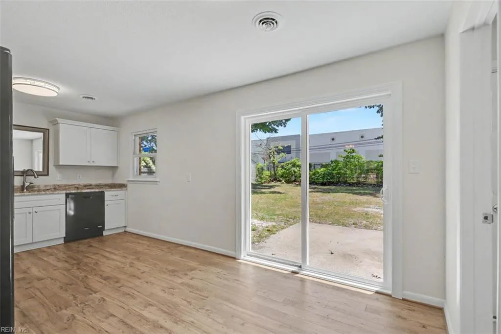 47 Azalea DR, HAMPTON VA 23669 thumb 12
