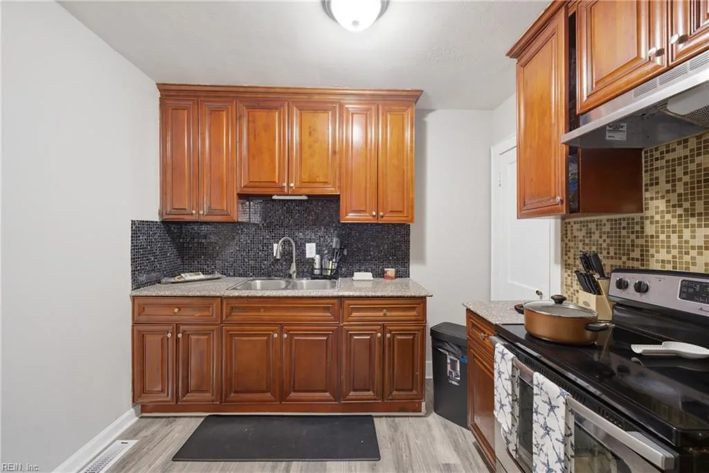 1421 Norcova AVE, NORFOLK VA 23502 thumb 9