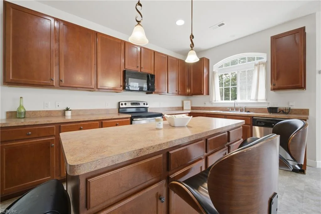 1423 Kemp Bridge LN, CHESAPEAKE VA 23320 thumb 8
