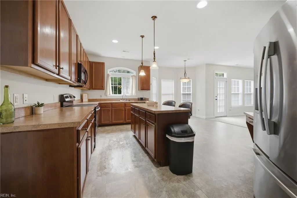 1423 Kemp Bridge LN, CHESAPEAKE VA 23320 thumb 9