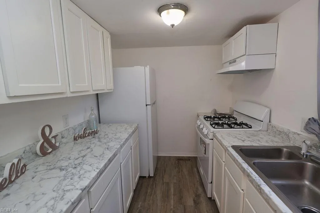 6420 Faraday CT, NORFOLK VA 23513 thumb 12
