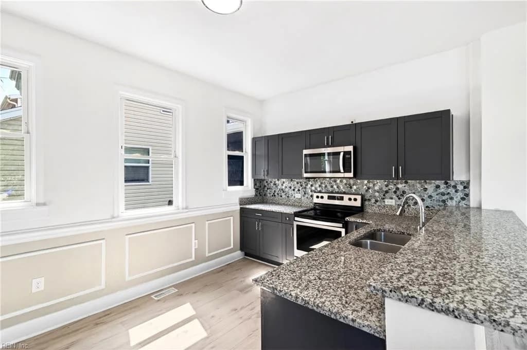 2595 Ruffin WAY, NORFOLK VA 23504 thumb 10